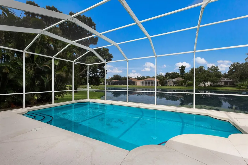 230 41ST STREET NE Bradenton, FL 34208