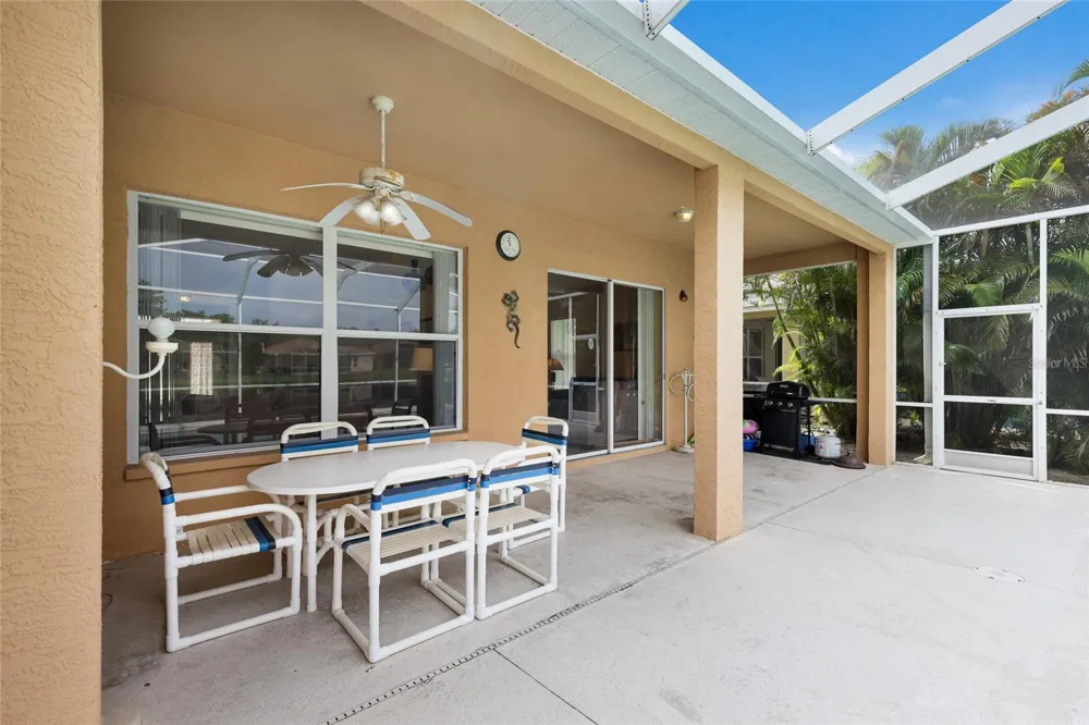 230 41ST STREET NE Bradenton, FL 34208