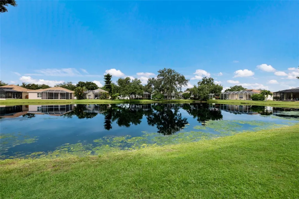 230 41ST STREET NE Bradenton, FL 34208