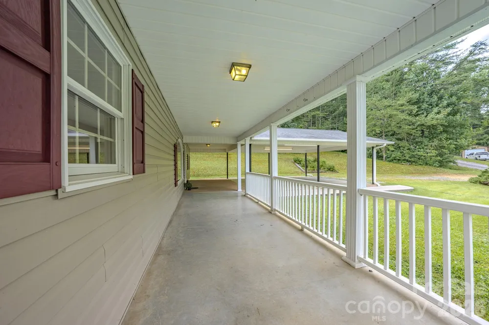 163 Meadowbrook Lane Marion, NC 28752