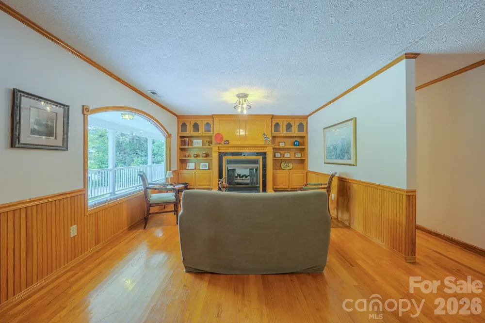 163 Meadowbrook Lane Marion, NC 28752