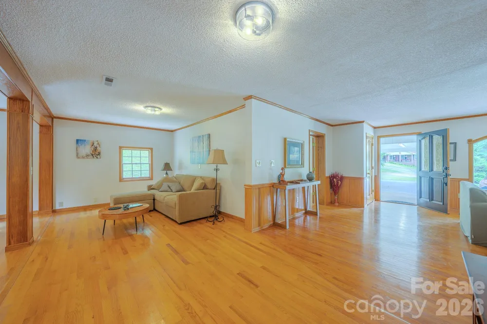 163 Meadowbrook Lane Marion, NC 28752