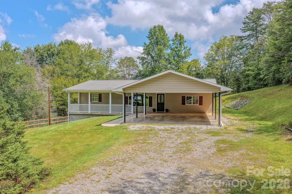 163 Meadowbrook Lane Marion, NC 28752