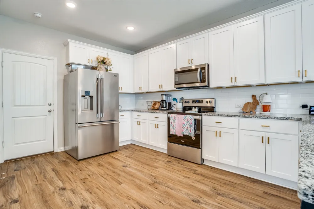 2209 Hanover Street Farmersville, TX 75442
