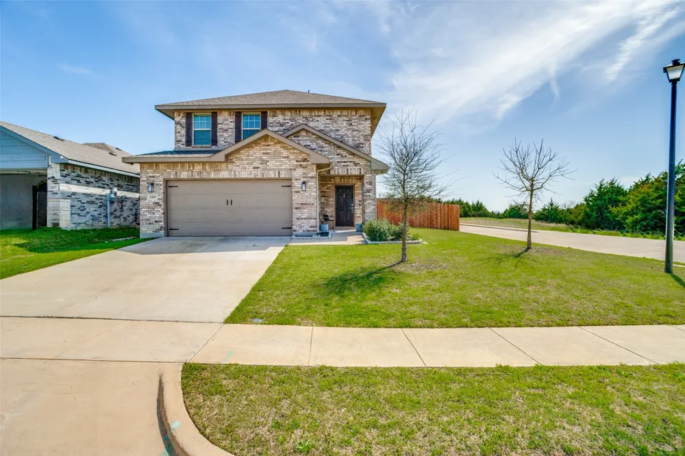 2209 Hanover Street Farmersville, TX 75442