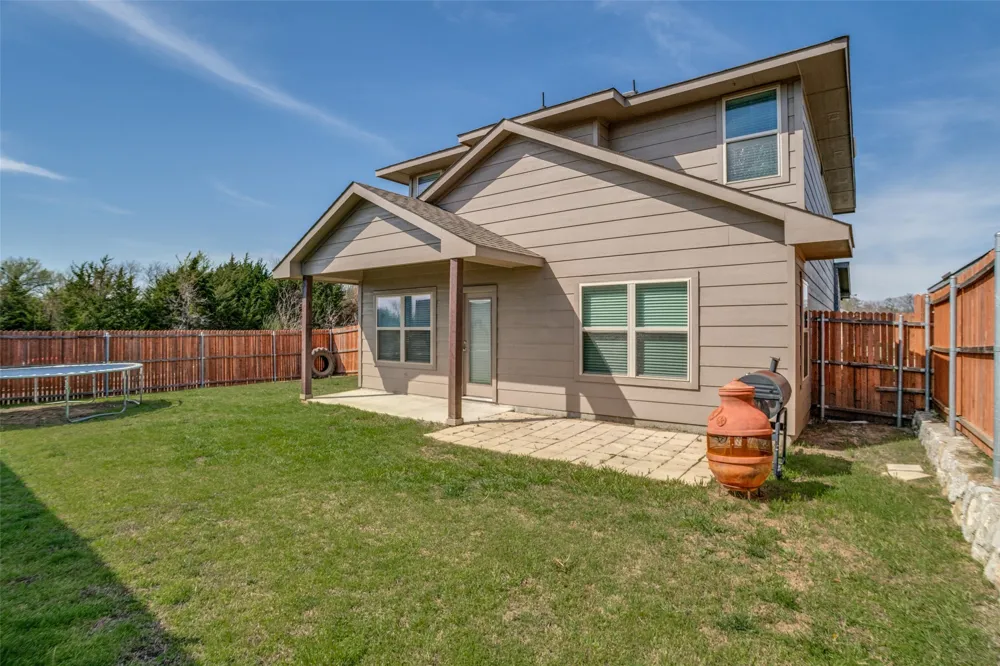 2209 Hanover Street Farmersville, TX 75442