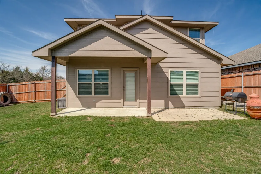 2209 Hanover Street Farmersville, TX 75442