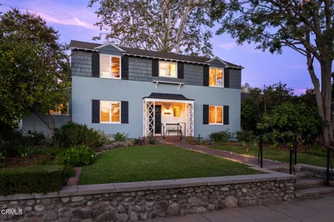 400 Grand Avenue