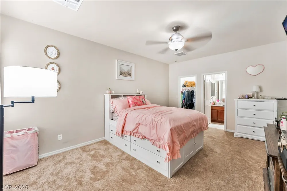 6450 Hughes Springs Drive Las Vegas, NV 89131