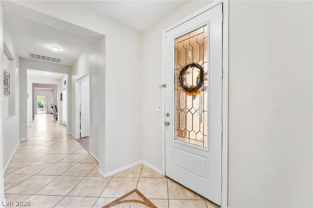 6450 Hughes Springs Drive Las Vegas, NV 89131