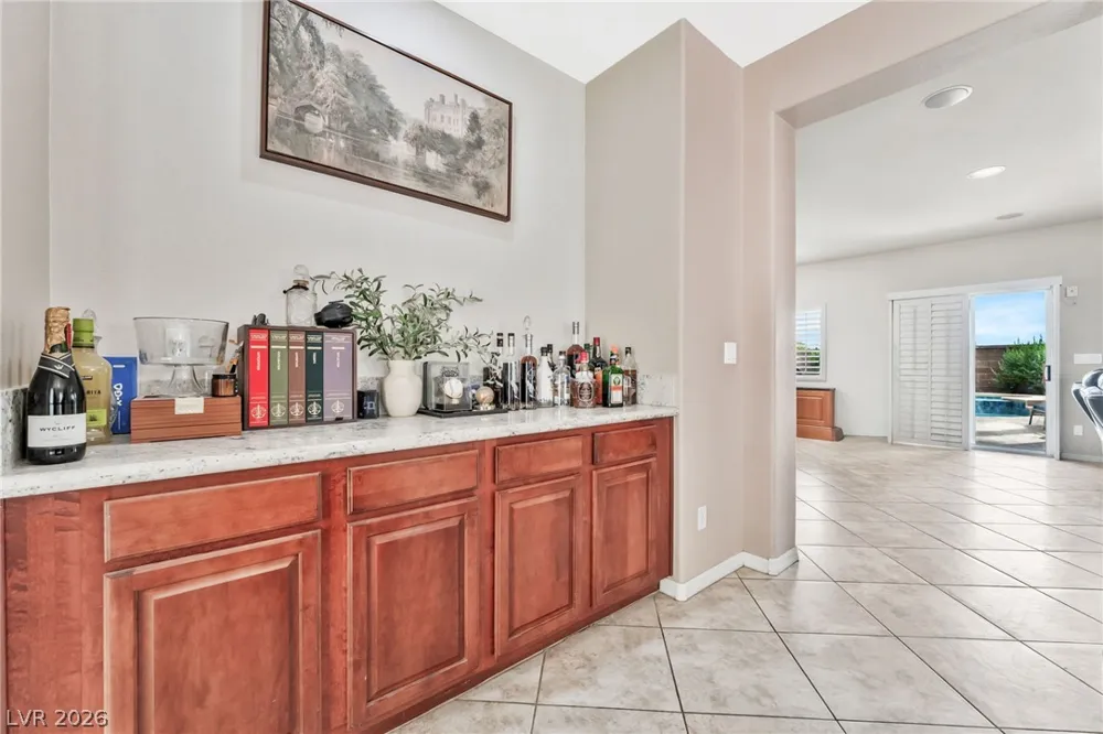 6450 Hughes Springs Drive Las Vegas, NV 89131