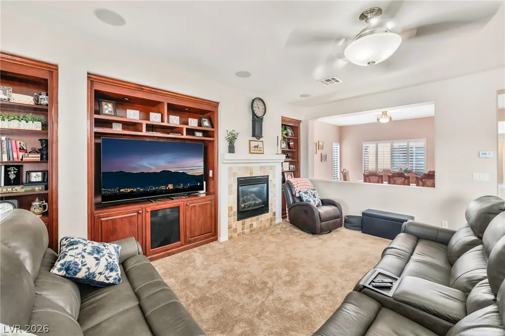6450 Hughes Springs Drive Las Vegas, NV 89131