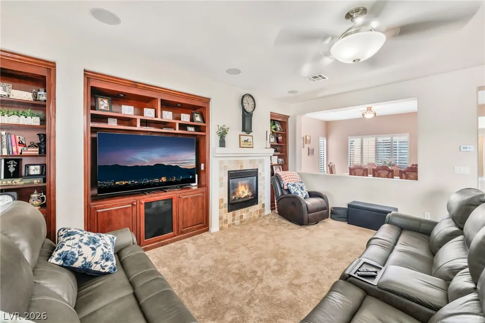 6450 Hughes Springs Drive Las Vegas, NV 89131