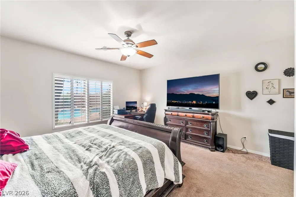 6450 Hughes Springs Drive Las Vegas, NV 89131