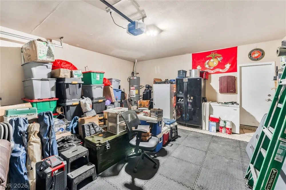 6450 Hughes Springs Drive Las Vegas, NV 89131