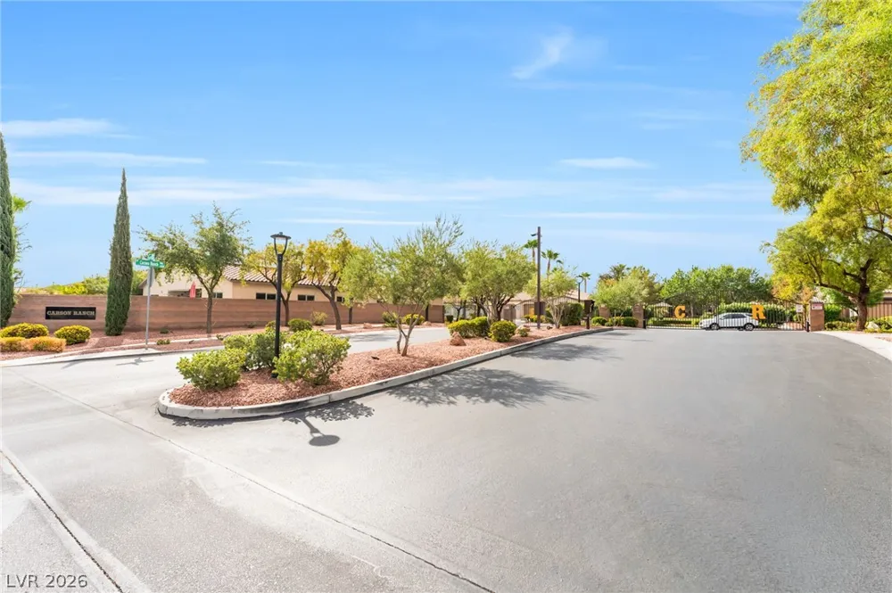 6450 Hughes Springs Drive Las Vegas, NV 89131