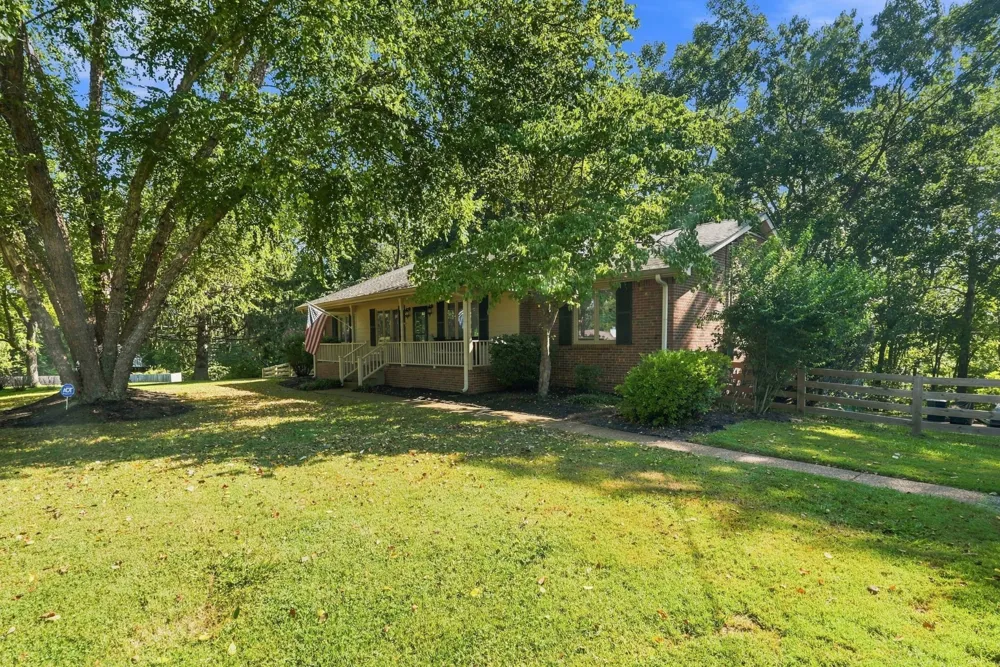 356 View Ridge Dr Goodlettsville, TN 37072