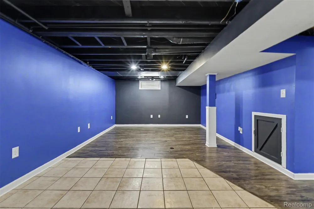 1646 Mill Street Lincoln Park City, MI 48146