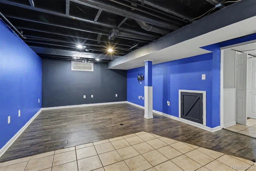 1646 Mill Street Lincoln Park City, MI 48146