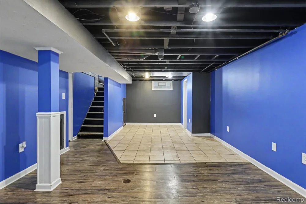 1646 Mill Street Lincoln Park City, MI 48146