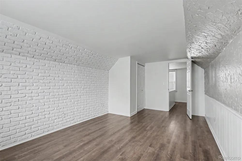 1646 Mill Street Lincoln Park City, MI 48146