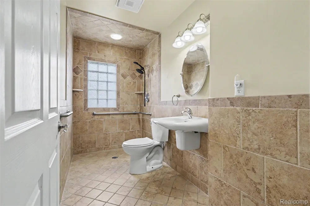 1646 Mill Street Lincoln Park City, MI 48146