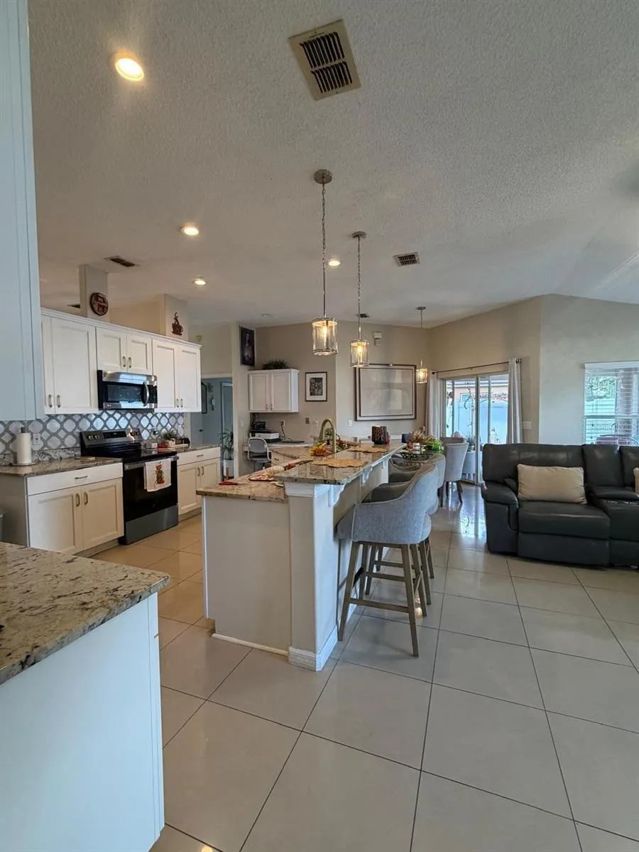 1378 WILDBERRY LANE Deltona, FL 32725