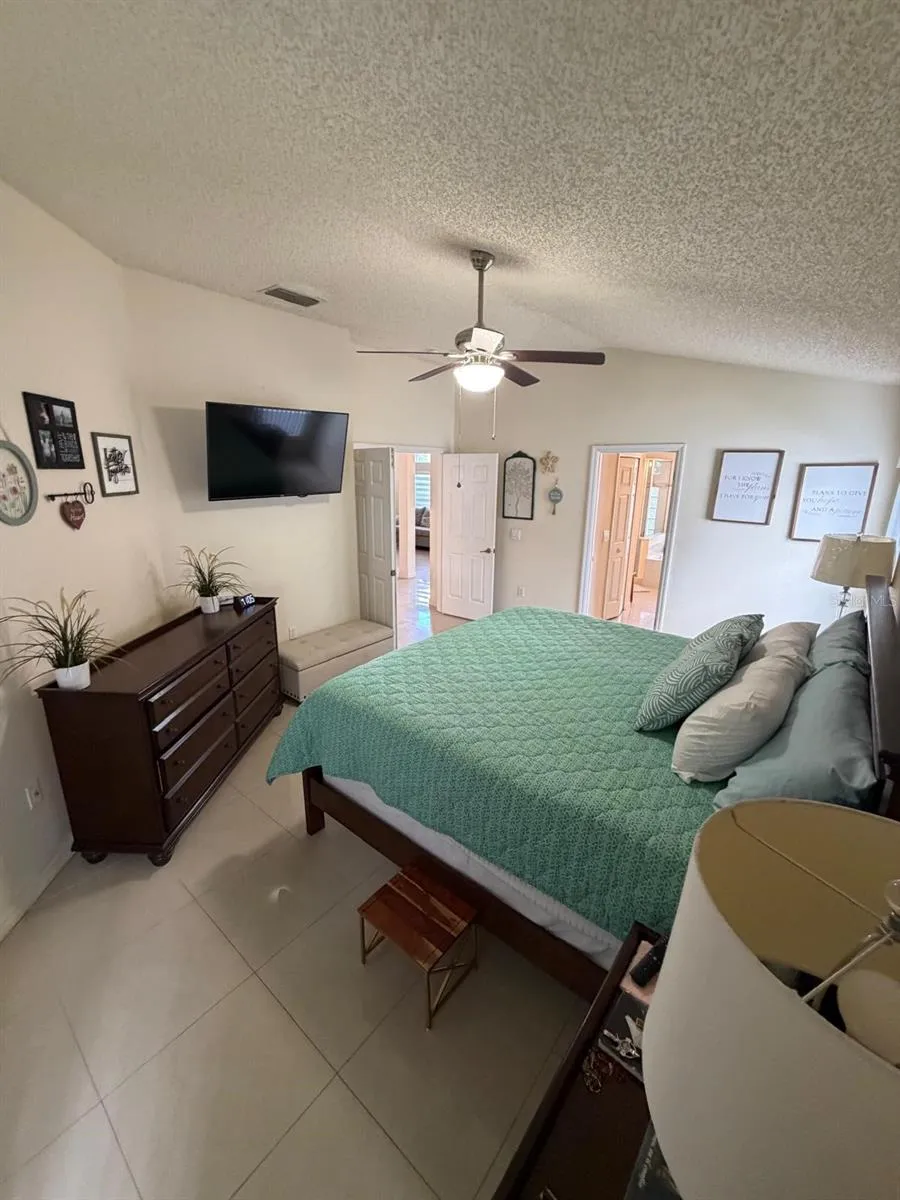 1378 WILDBERRY LANE Deltona, FL 32725