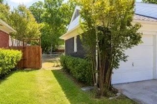 11214 Ulloa Lane Dallas, TX 75228