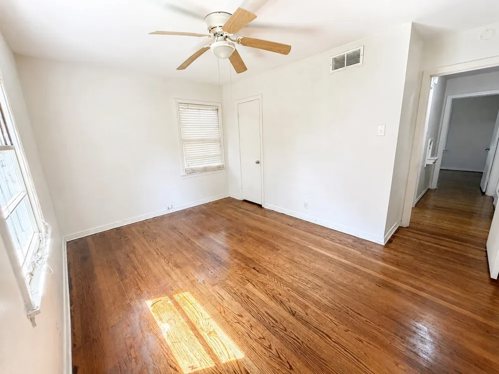 11214 Ulloa Lane Dallas, TX 75228