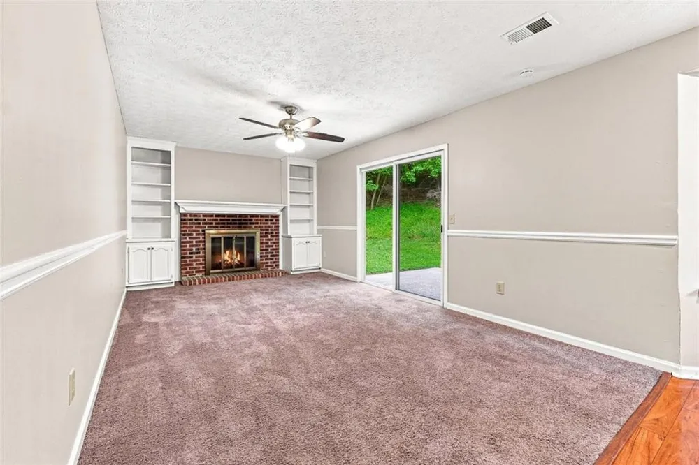 10450 Summer Creek Drive Johns Creek, GA 30022
