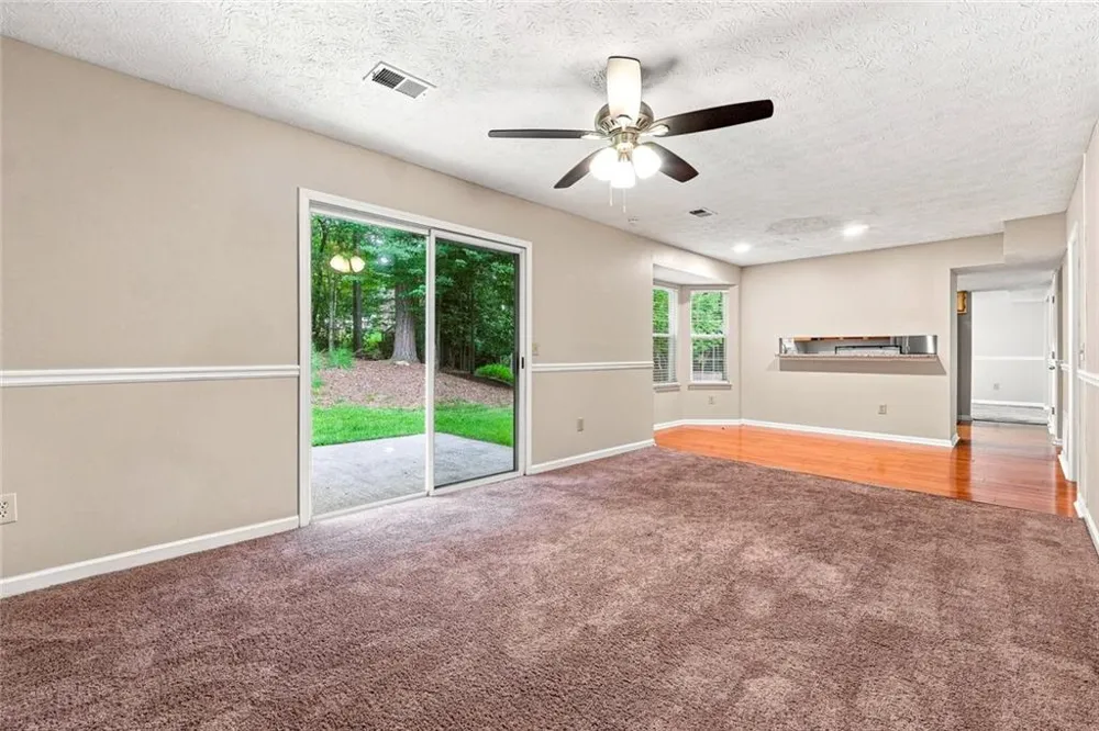 10450 Summer Creek Drive Johns Creek, GA 30022