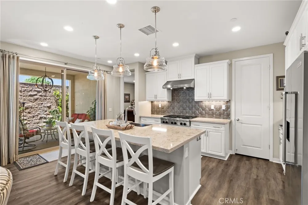 10832 Flora Cypress, CA 90720