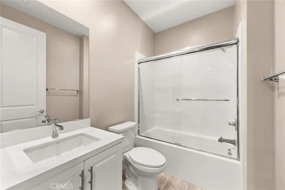 10832 Flora Cypress, CA 90720