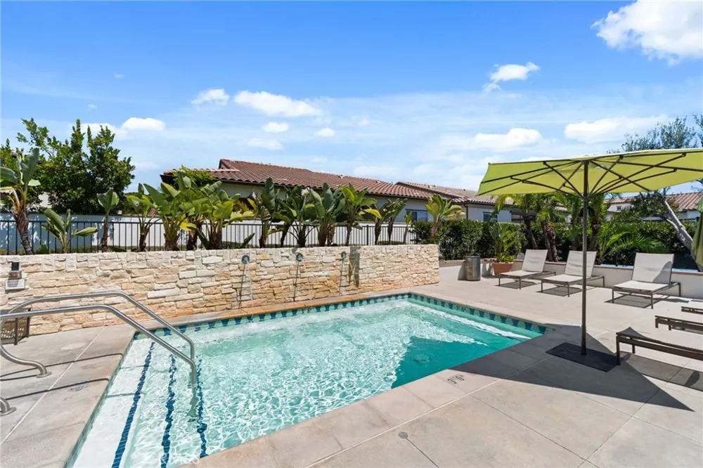 10832 Flora Cypress, CA 90720