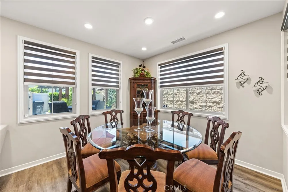 10832 Flora Cypress, CA 90720