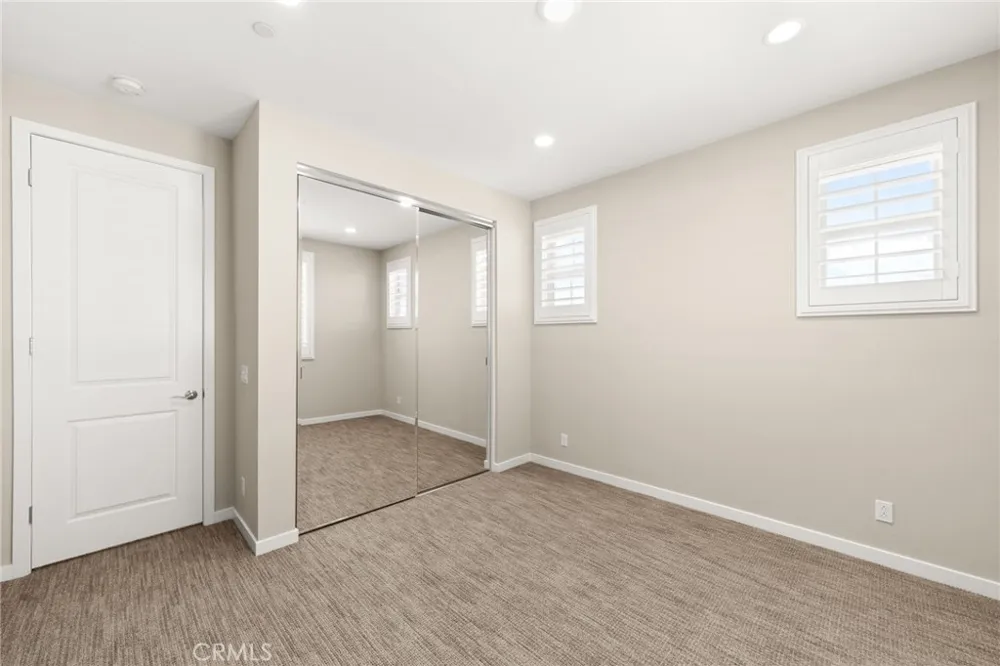 10832 Flora Cypress, CA 90720