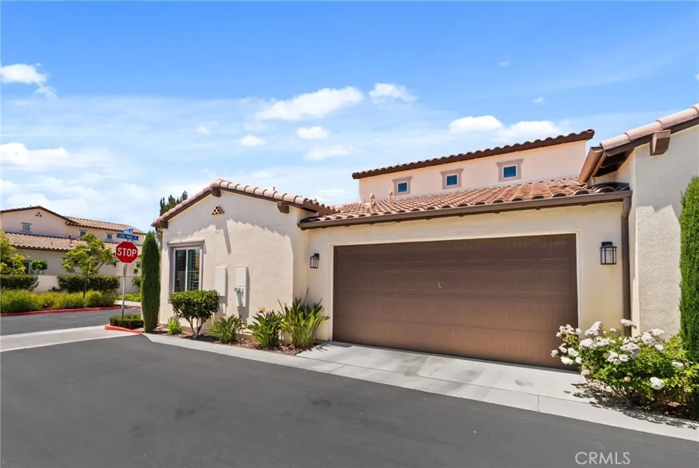10832 Flora Cypress, CA 90720