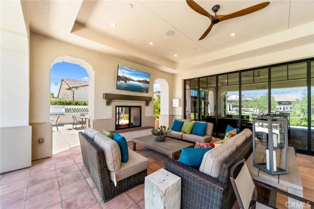 10832 Flora Cypress, CA 90720