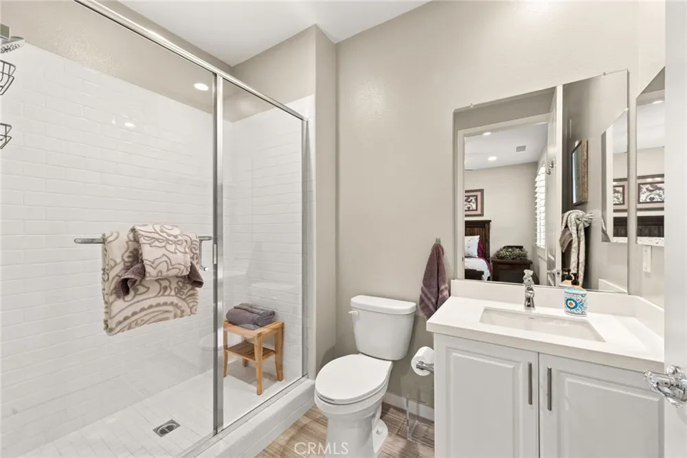 10832 Flora Cypress, CA 90720