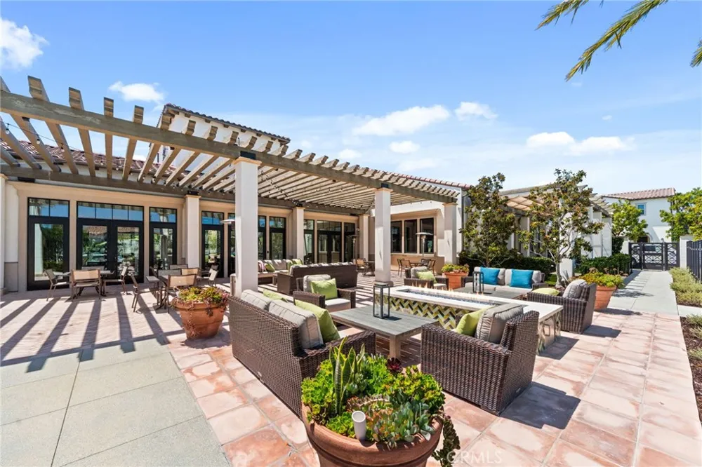 10832 Flora Cypress, CA 90720