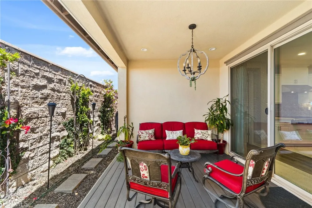 10832 Flora Cypress, CA 90720