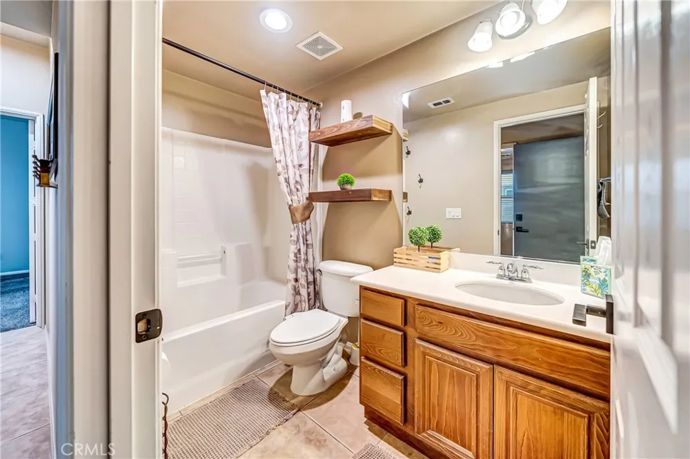 4659 W Avenue J13 Lancaster, CA 93536