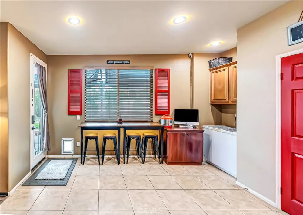 4659 W Avenue J13 Lancaster, CA 93536