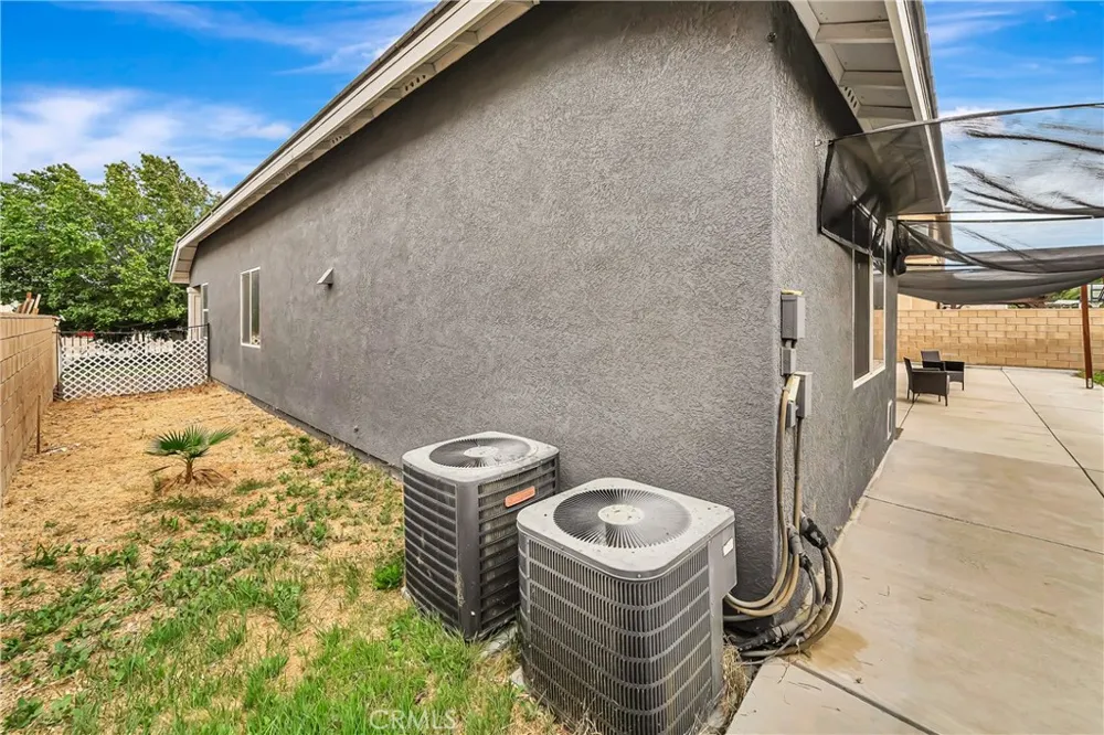 4659 W Avenue J13 Lancaster, CA 93536