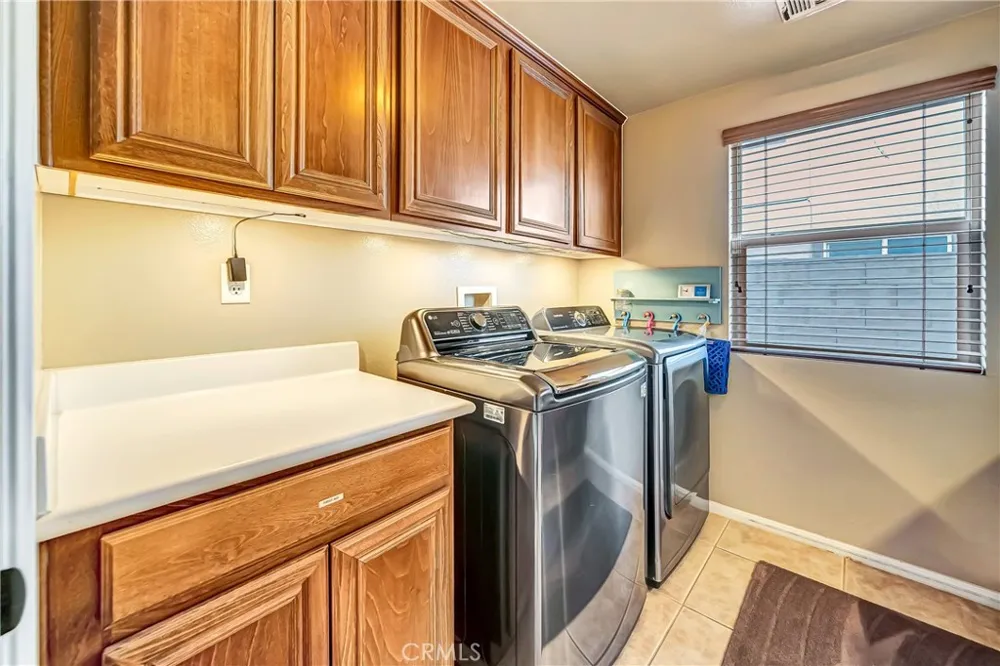 4659 W Avenue J13 Lancaster, CA 93536