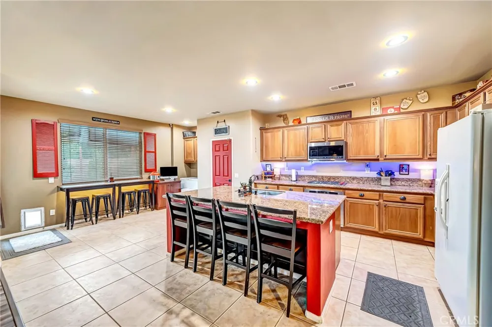4659 W Avenue J13 Lancaster, CA 93536