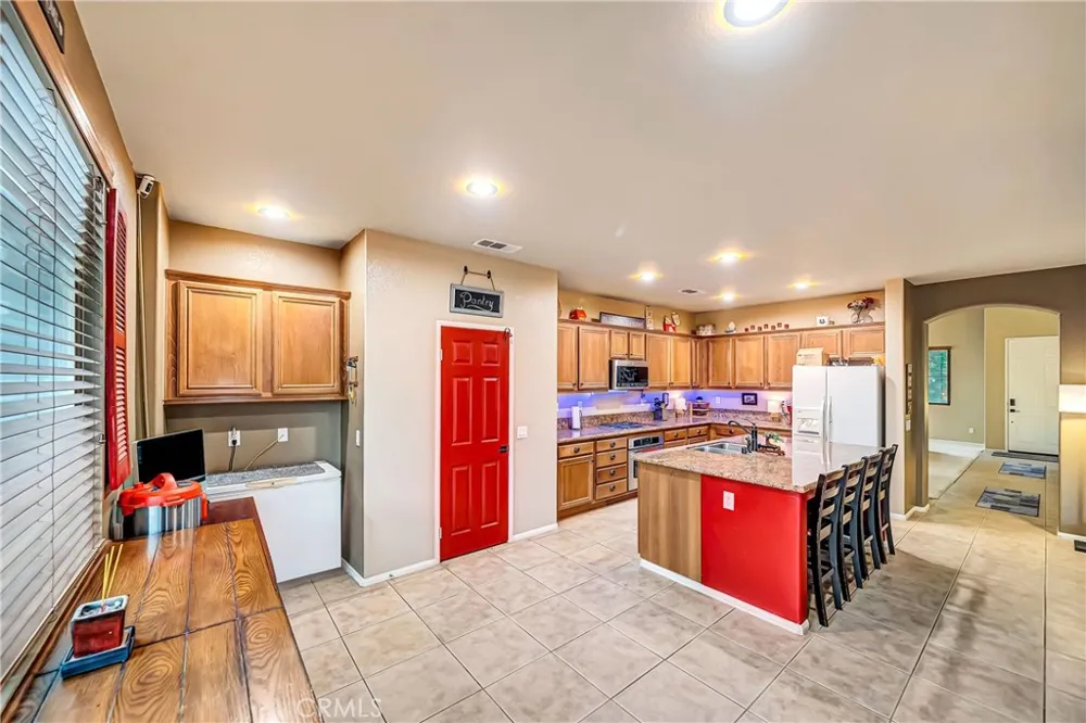 4659 W Avenue J13 Lancaster, CA 93536