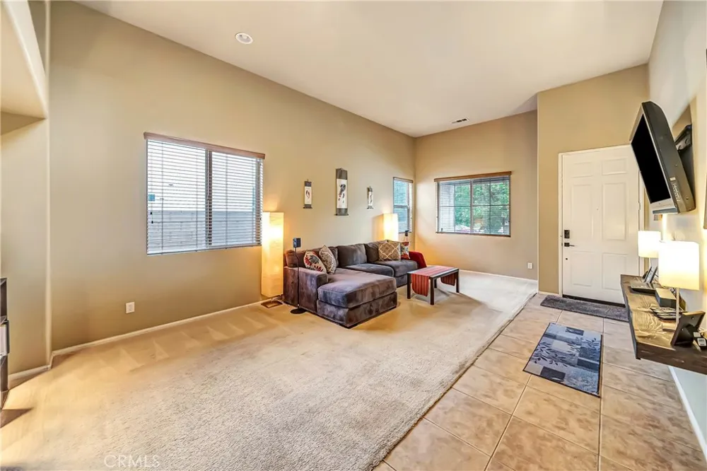 4659 W Avenue J13 Lancaster, CA 93536
