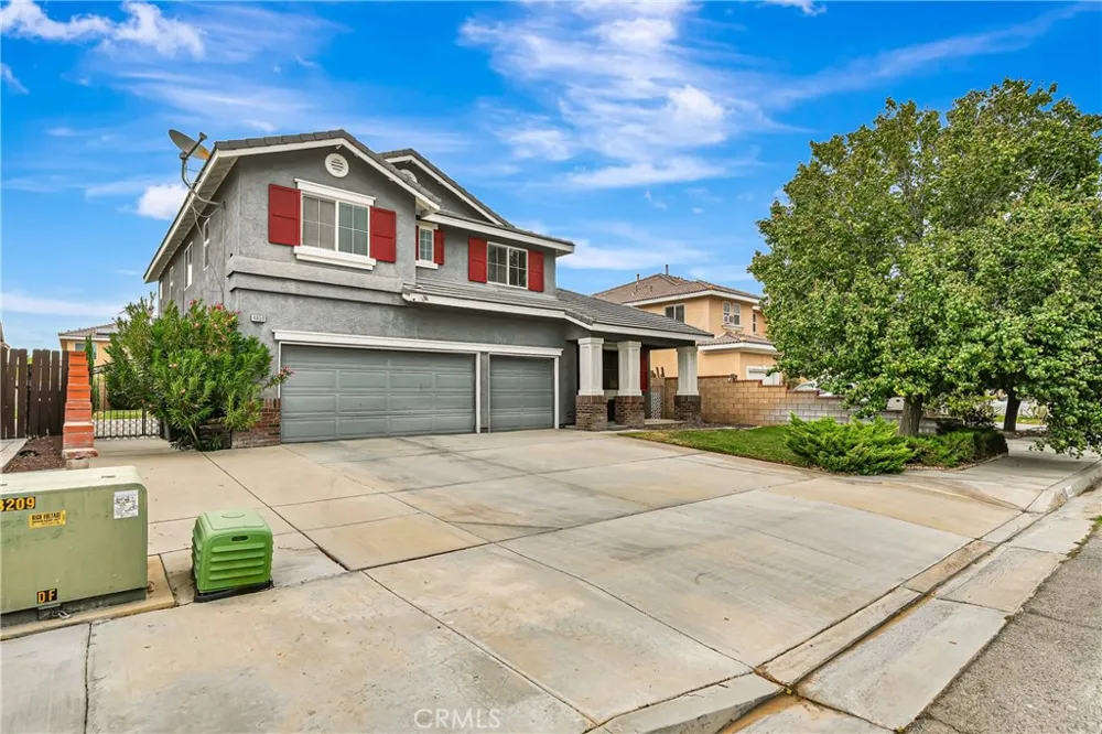4659 W Avenue J13 Lancaster, CA 93536